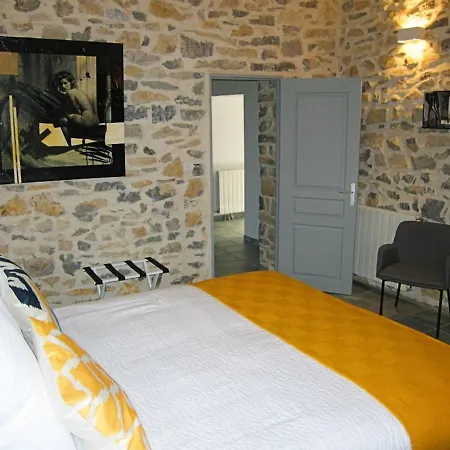 Mazet Pierre De Vers - Des Olivers Hébergement de vacances Nîmes