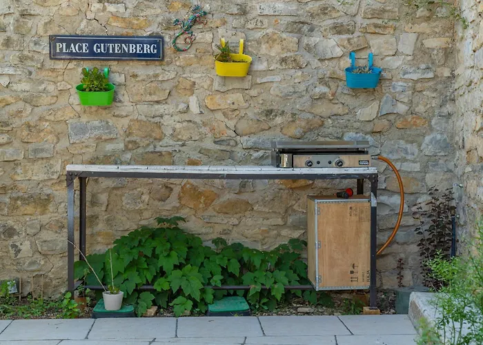 Mazet Pierre De Vers - Des Olivers * Nîmes